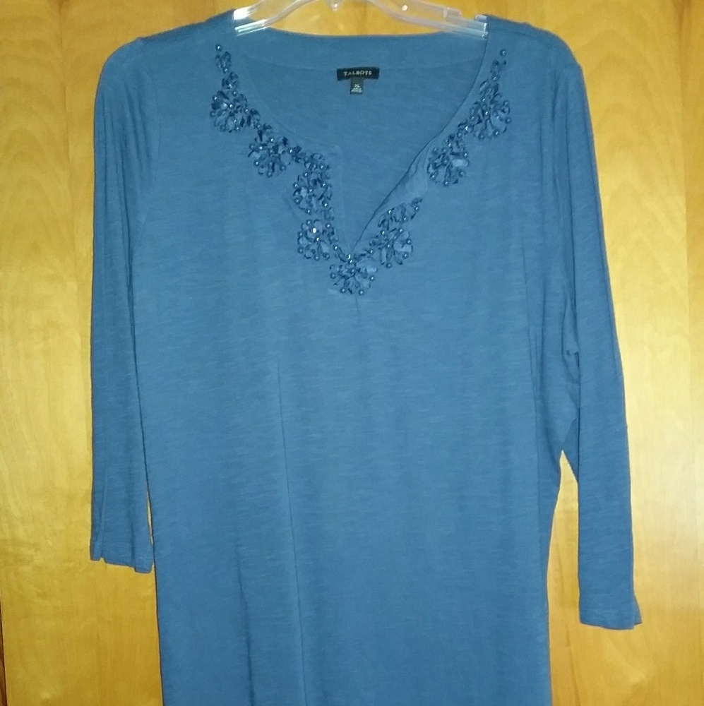 Cotton Embellished 3/4 Sleeved  T-shirt